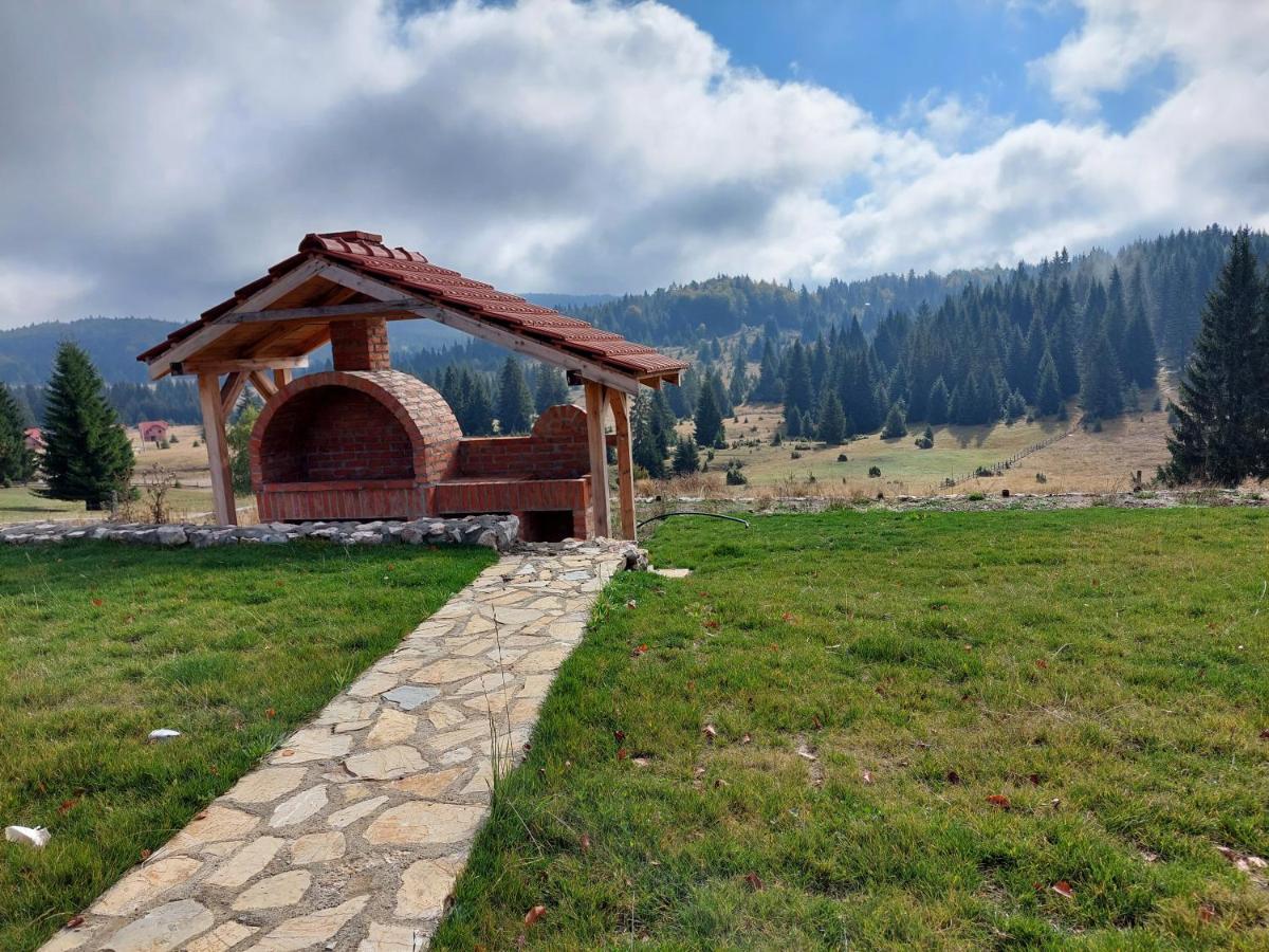 Вілла Gold Hill Sekulic Екстер'єр фото